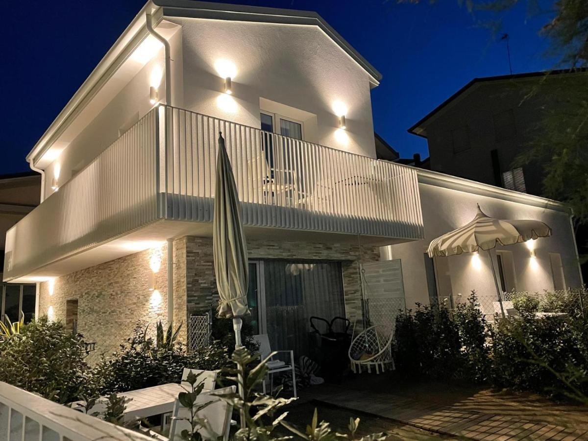 Villa Le Agavi Luxory Beach Surfhouse Bellaria-Igea Marina Zewnętrze zdjęcie
