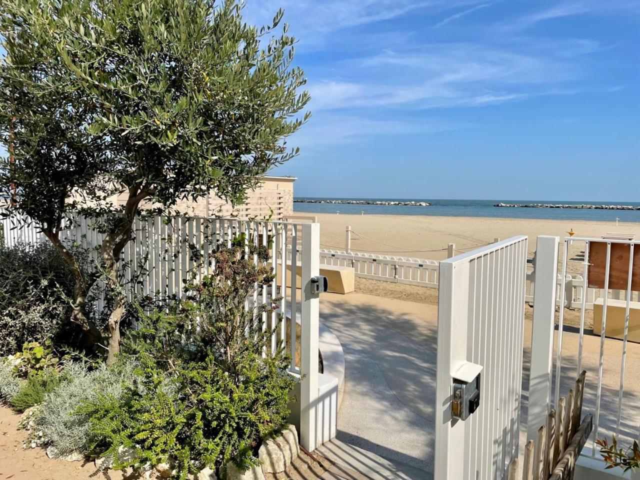 Villa Le Agavi Luxory Beach Surfhouse Bellaria-Igea Marina Zewnętrze zdjęcie