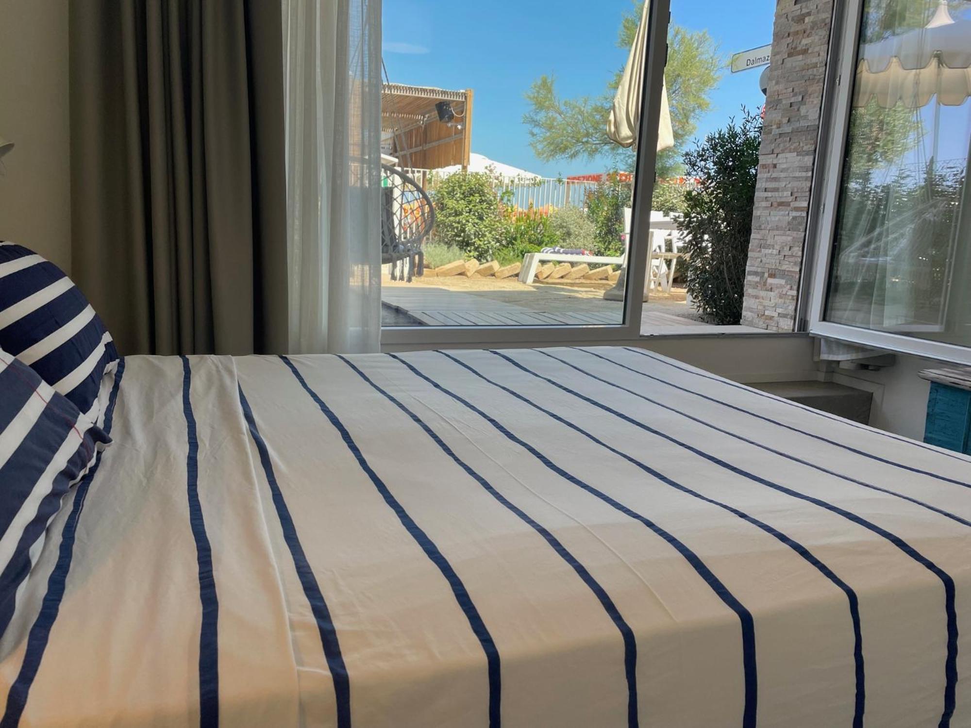 Villa Le Agavi Luxory Beach Surfhouse Bellaria-Igea Marina Pokój zdjęcie
